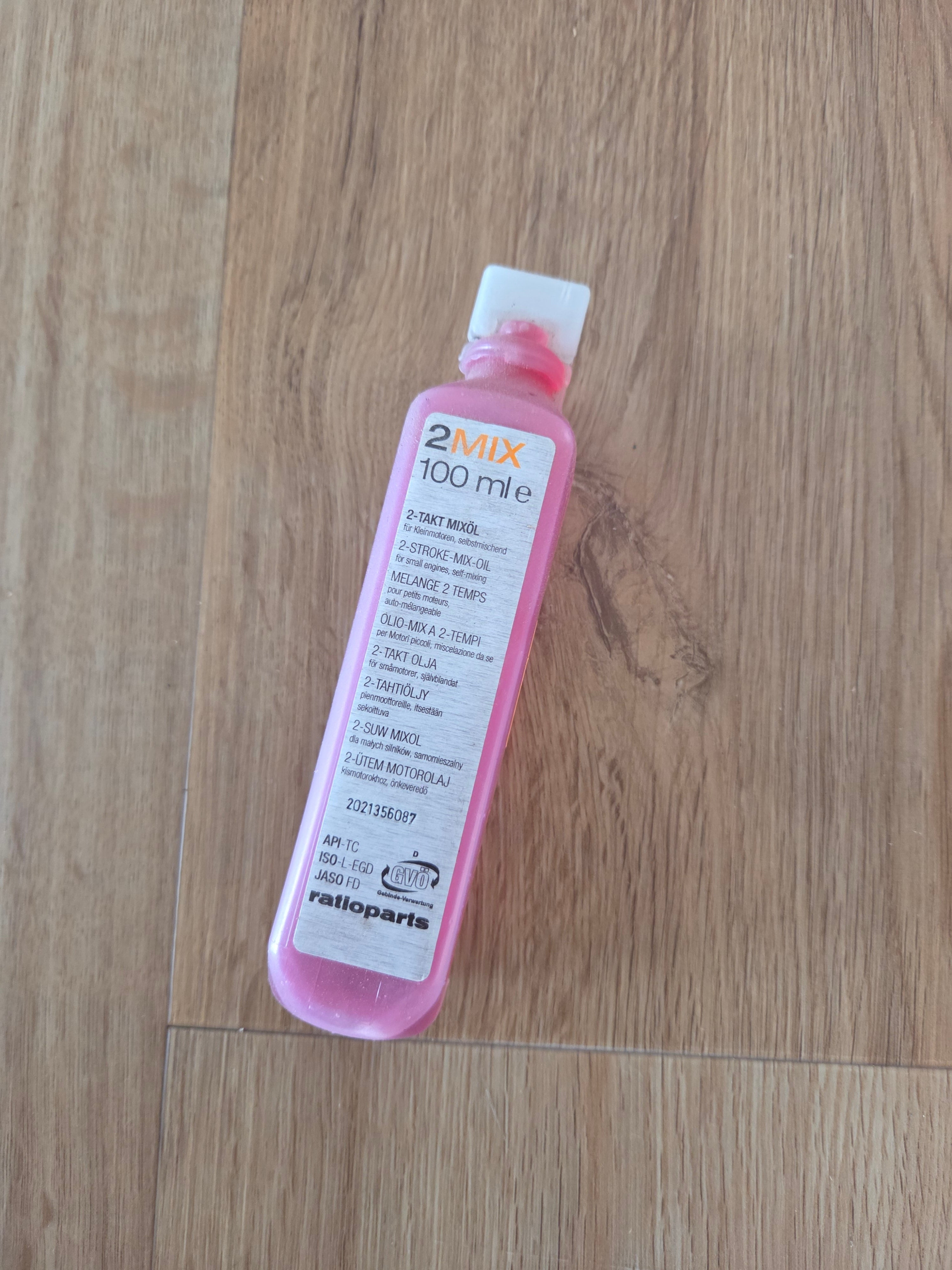 2-Takt Misch-Öl teilsynthetisch